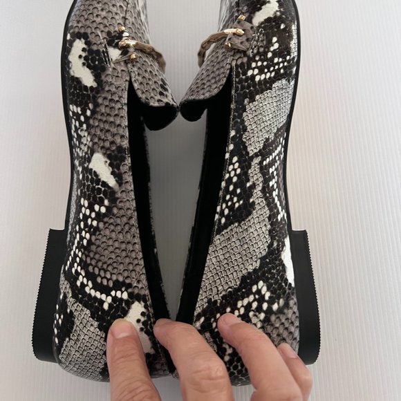 NOVO  Size 9 Snakeskin Black &  White ,Gold Detail Flat Shoes - Picture 10 of 15